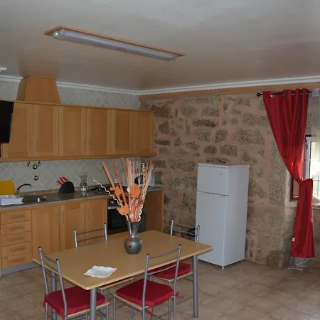4quintas Apartment