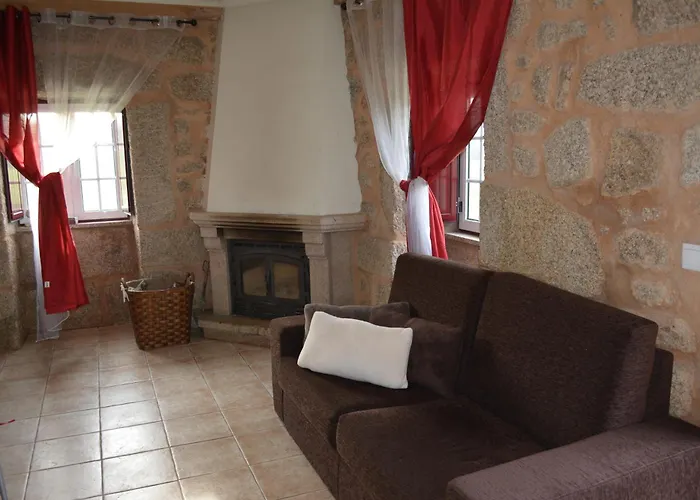 4quintas Apartment Minhocal